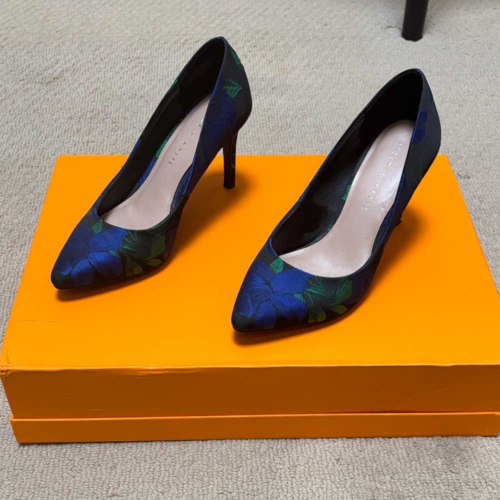 Kelly & Katie Blue and Green Floral Pointed-Toe Stilettos